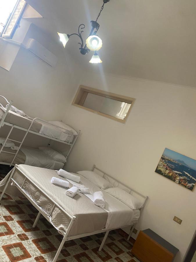 Casa Nonna Rusell Villa Наполи Екстериор снимка